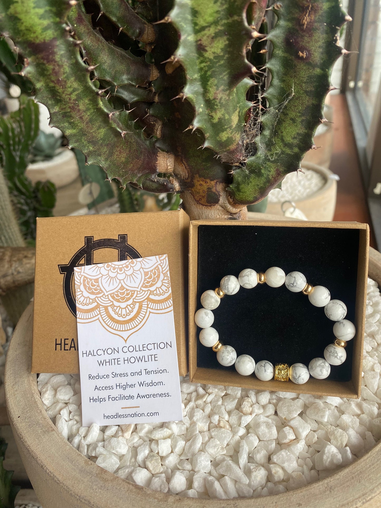 Headless Nation: White Howlite beaded bracelet - Halcyon collection